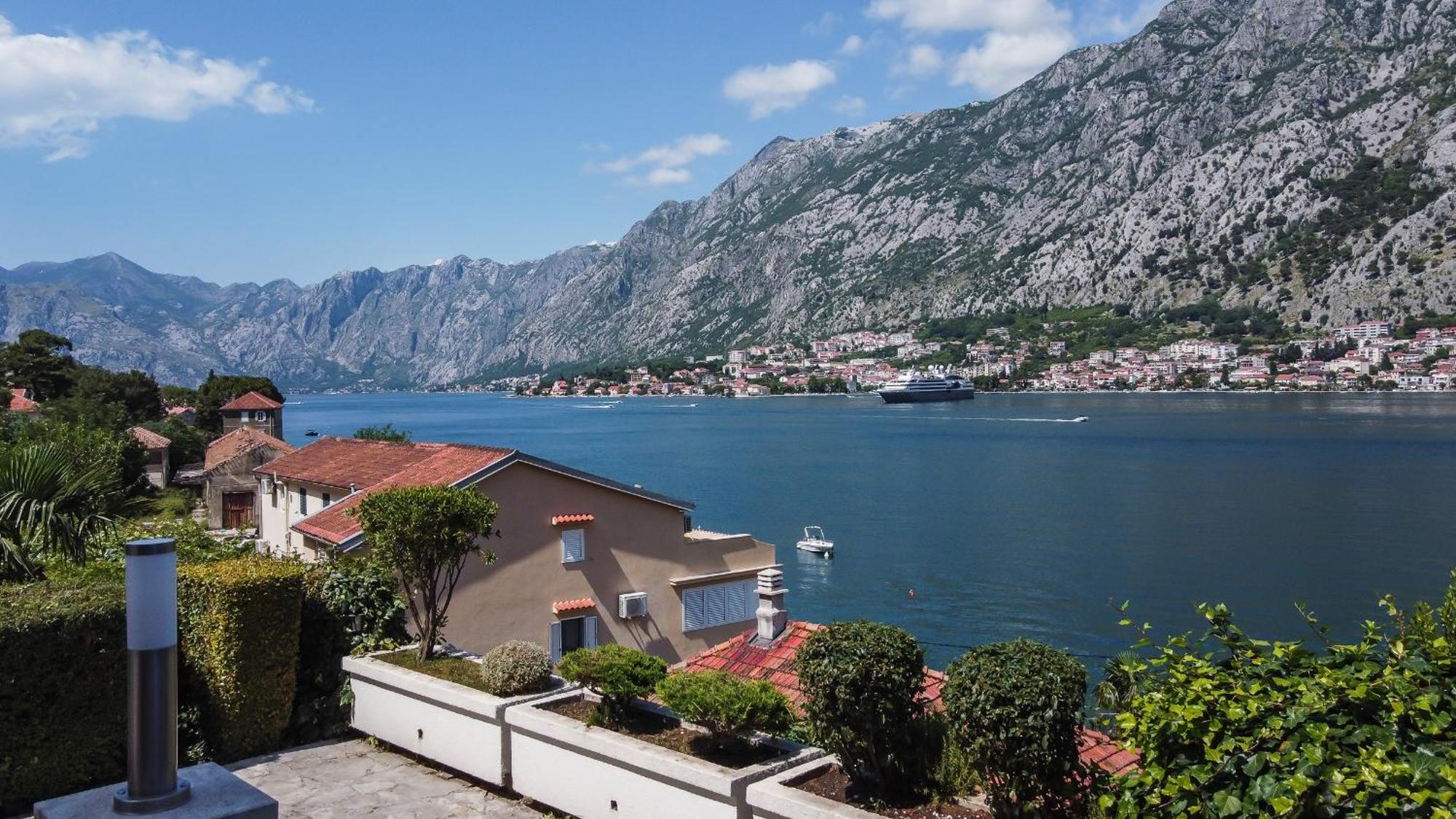 Chillout Apartment In Kotor Bay Kültér fotó