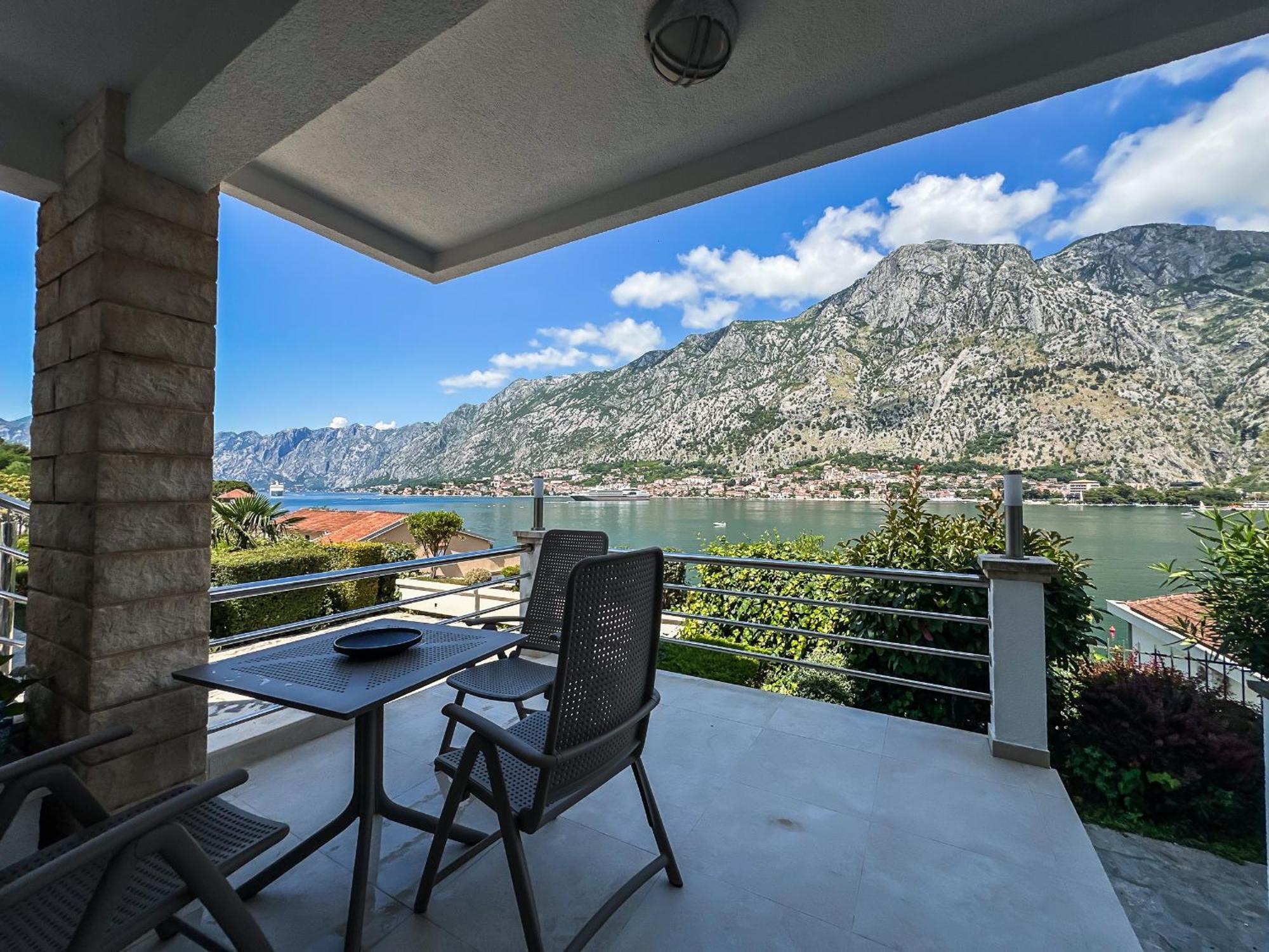 Chillout Apartment In Kotor Bay Kültér fotó